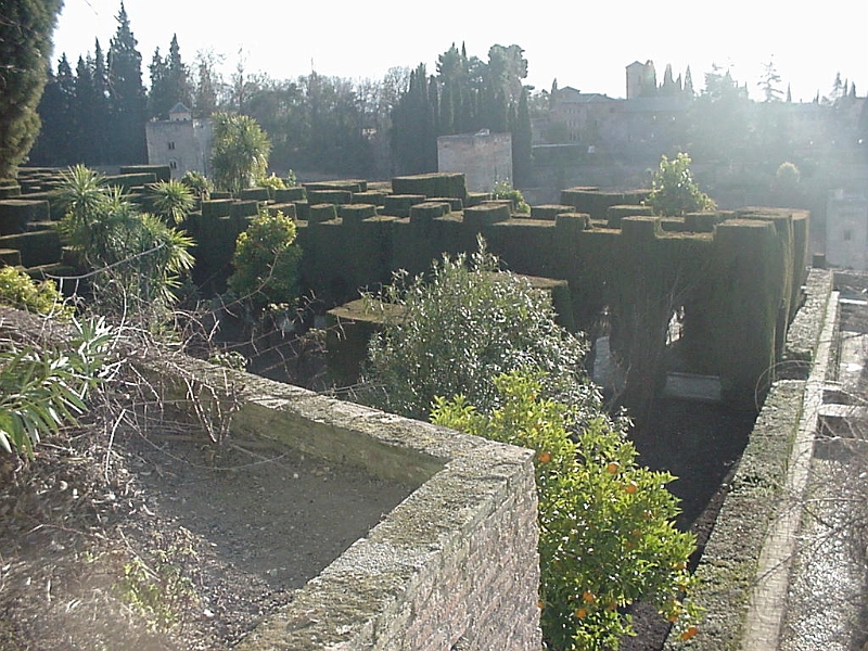 Maze Garden At El Generalife.jpg